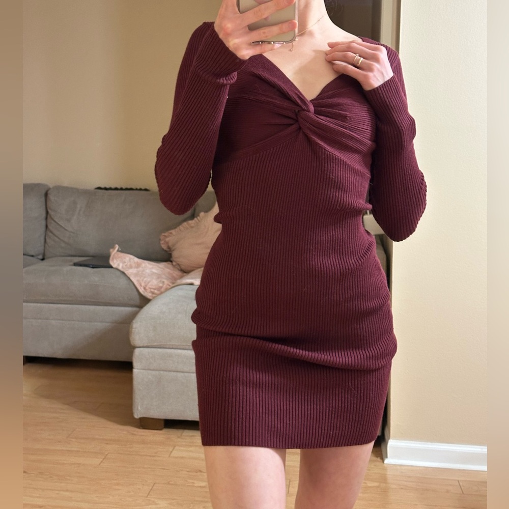 Derek Heart Maroon Long Sleeve Dress - Picture 2 of 6